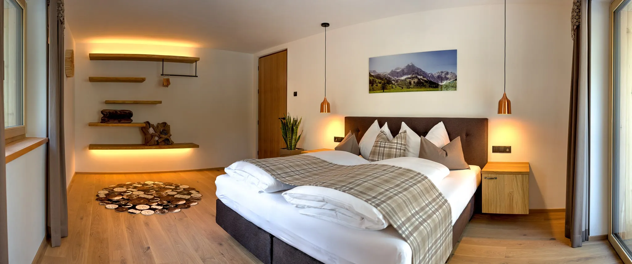 <p>Umbau und Realsierung des Camping Schartneralm:</p><p><br></p><ul><li>Mittelspannungsanlage</li><li>gesamte Beleuchtung und Elektroinstallationen</li><li>Starkstromanschlüsse</li><li>Notbeleuchtung</li><li>Erdungsanlage</li><li>Blitzschutzanlage</li><li>Haussprechanlage und Videosprechanlage</li><li>Brandmeldeanlage</li></ul>