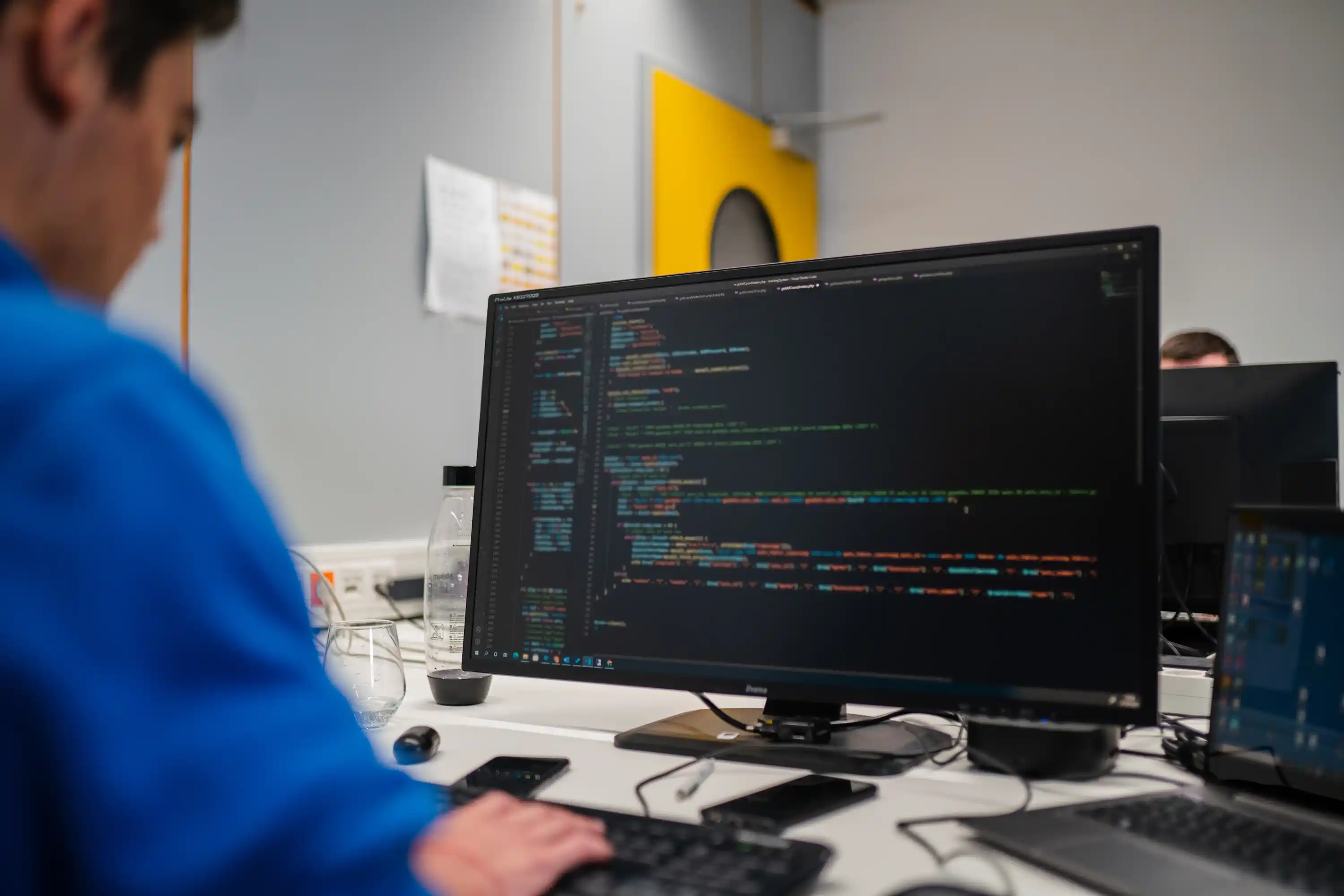 Web- & Softwareentwicklung – Dienstleistung
